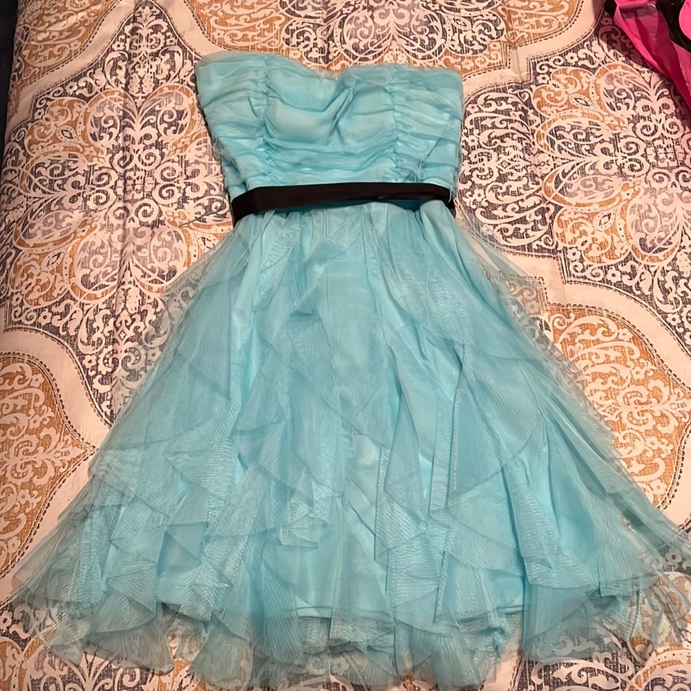 Junior’s size 5 homecoming dress